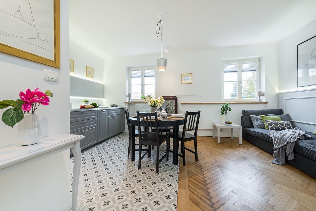 ורשה P&O Apartments Old Town מראה חיצוני תמונה